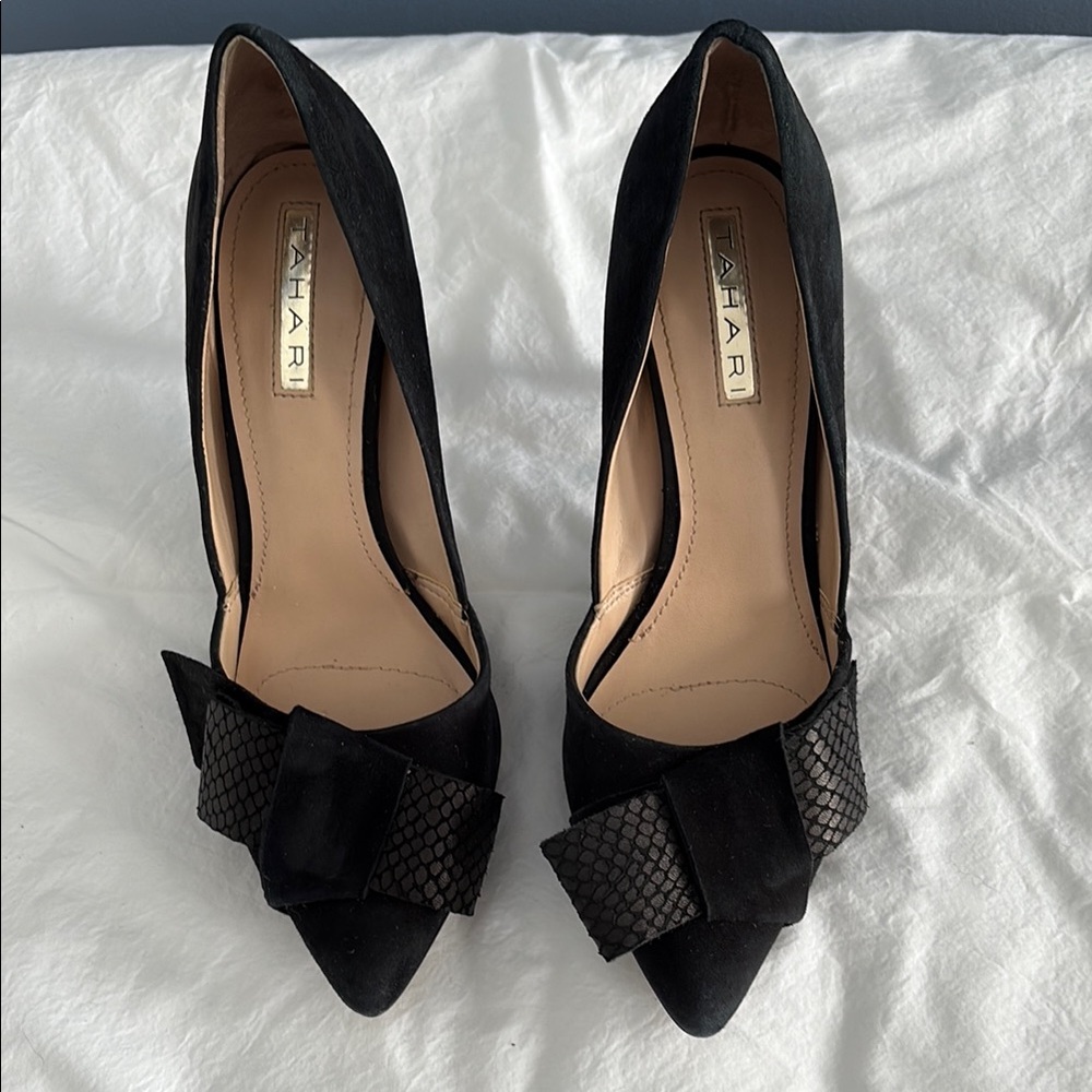 TAHARI Betsy Black Suede Women's Heels with Bow Detail
